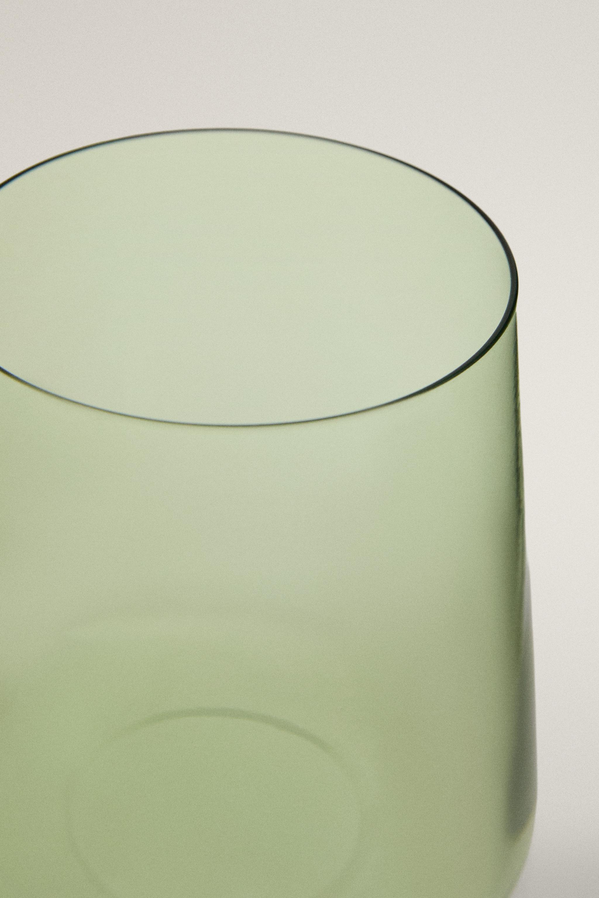 CONICAL CRYSTALLINE TUMBLER